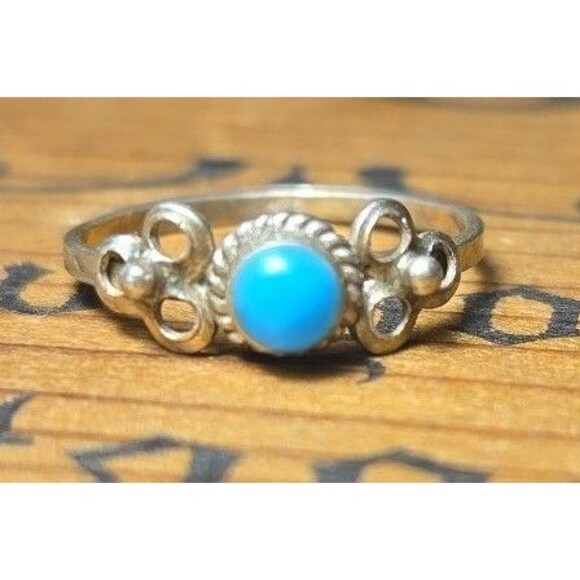 Vintage sterling silver ring sz 1 - Picture 1 of 4